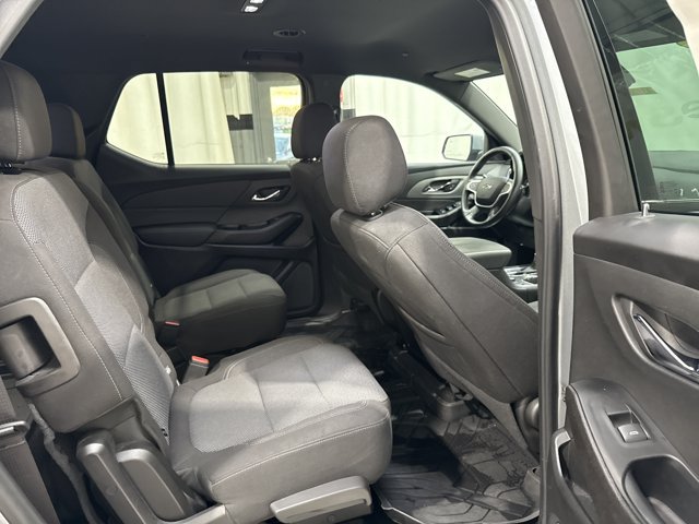 Used 2023 Chevrolet Traverse LT FWD image 29