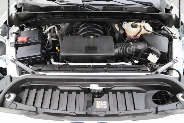 Used 2025 GMC Sierra 1500 SLT image 3