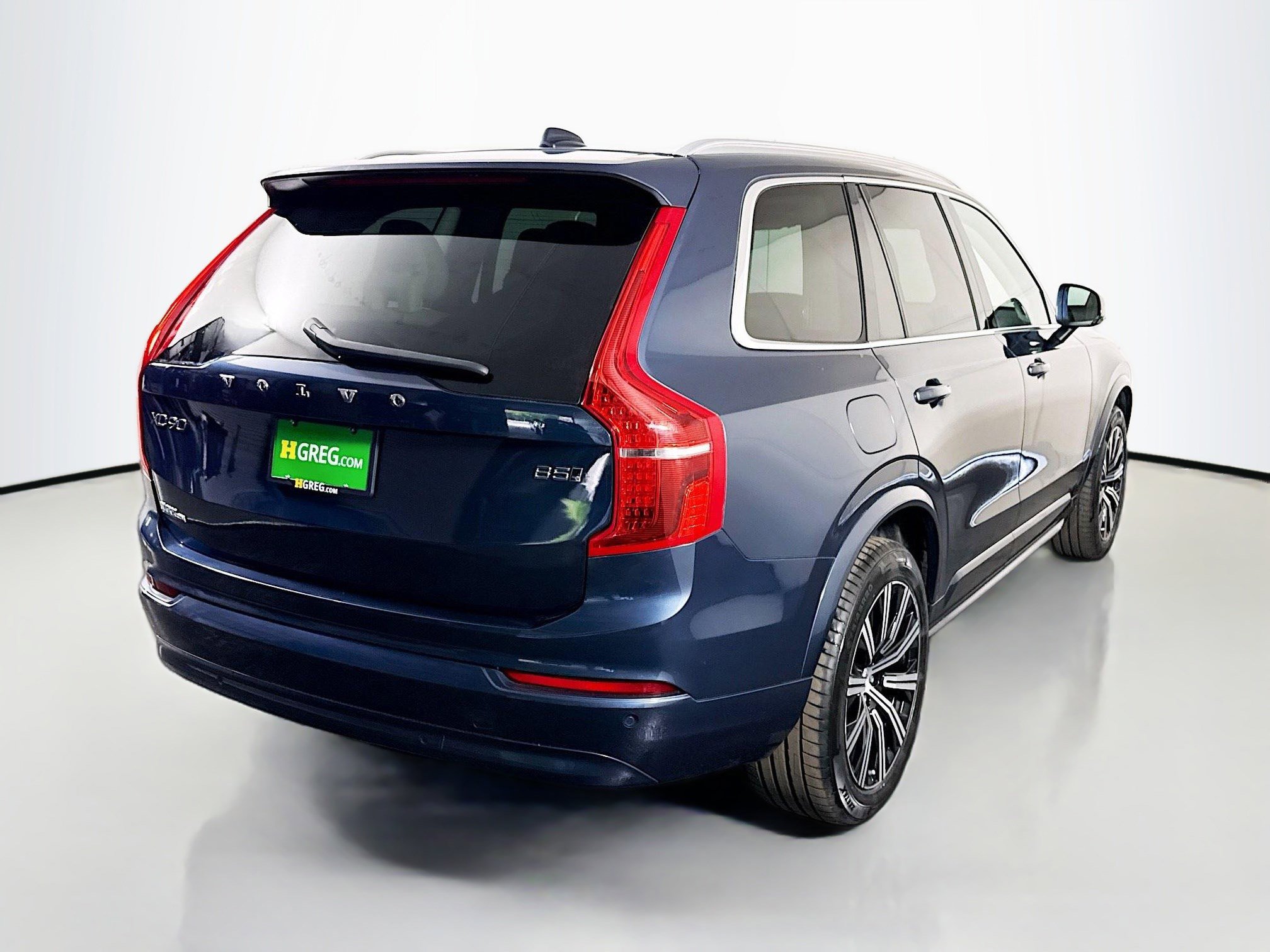 Used 2023 Volvo XC90 B5 Core w/ Protection Package AWD/4WD image 10