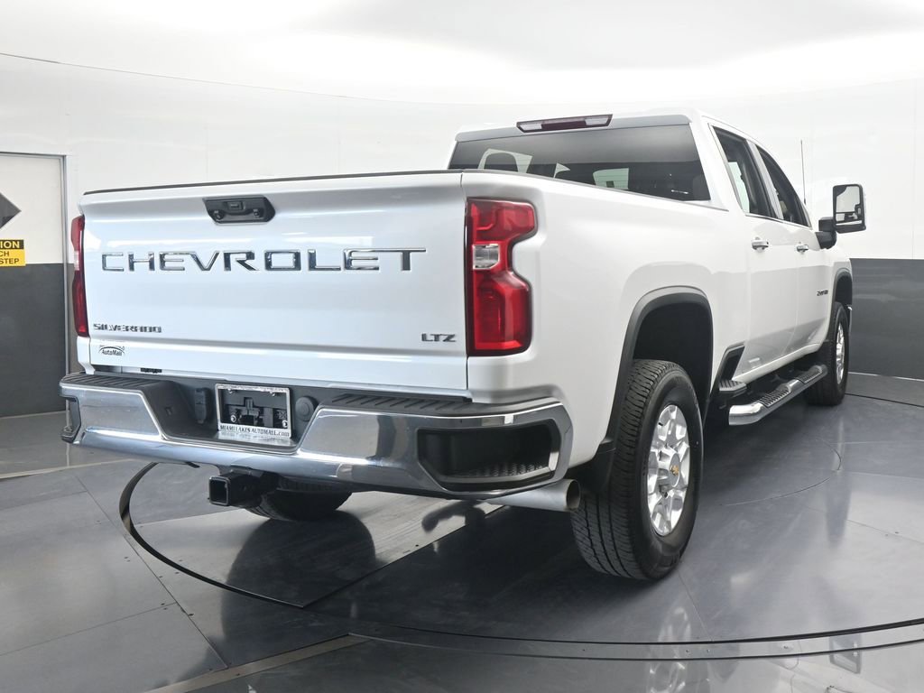 Used 2024 Chevrolet Silverado 2500 LTZ image 5