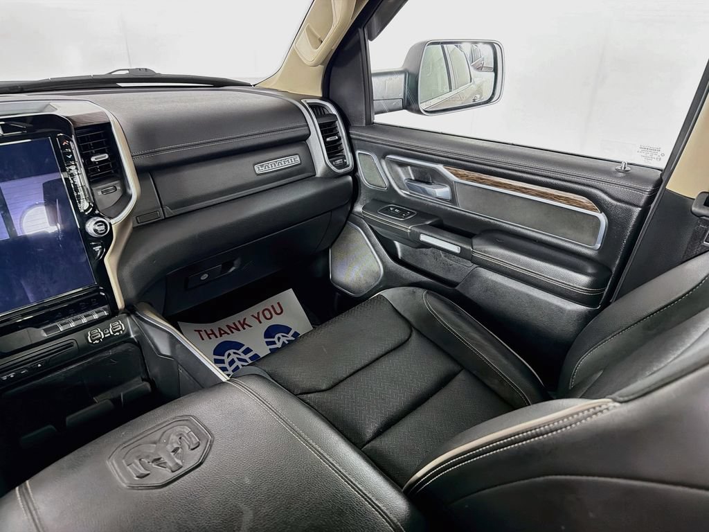 Used 2019 RAM 1500 Laramie AWD/4WD image 25