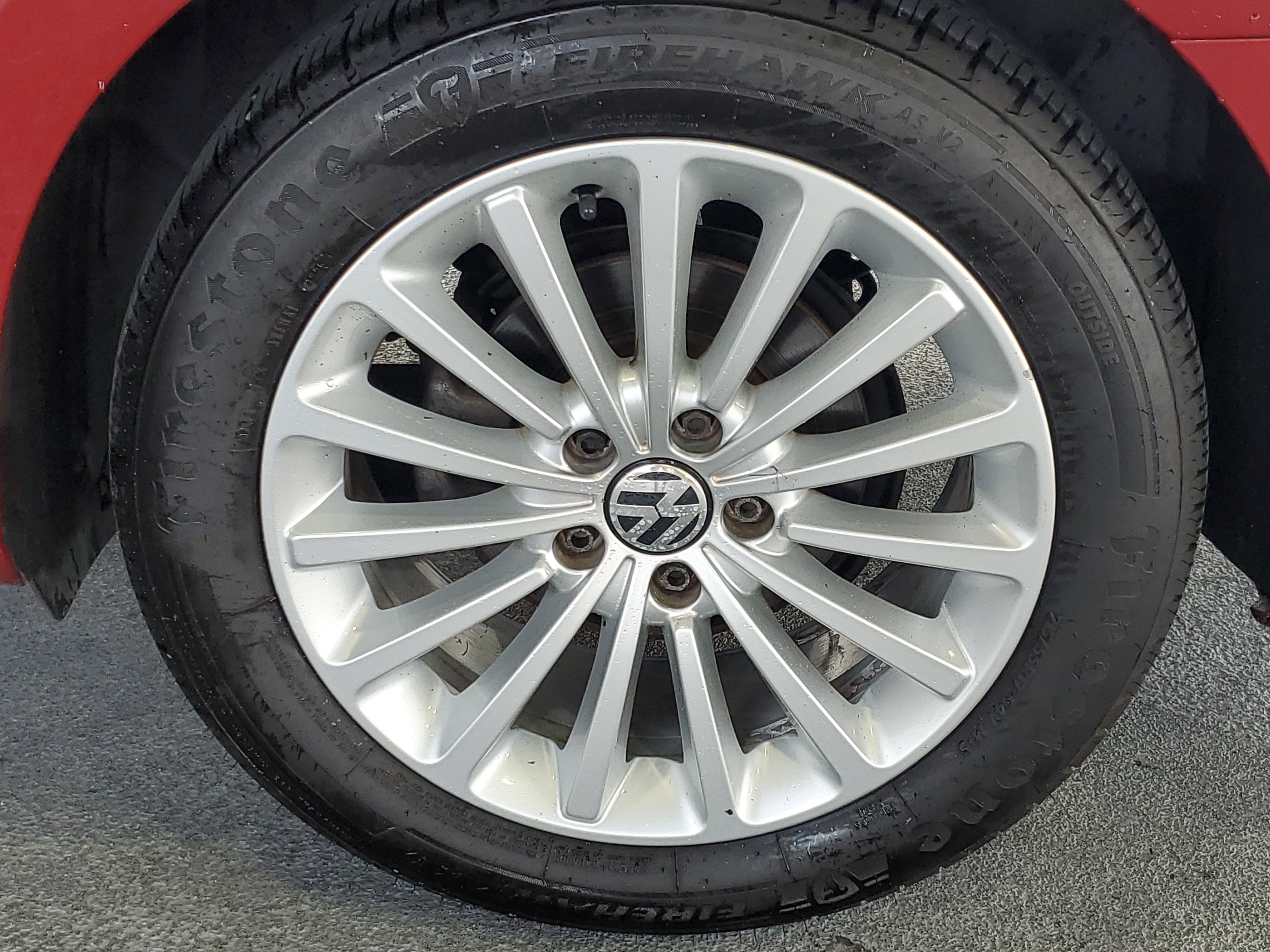 Used 2016 Volkswagen Passat 1.8T SE FWD image 7
