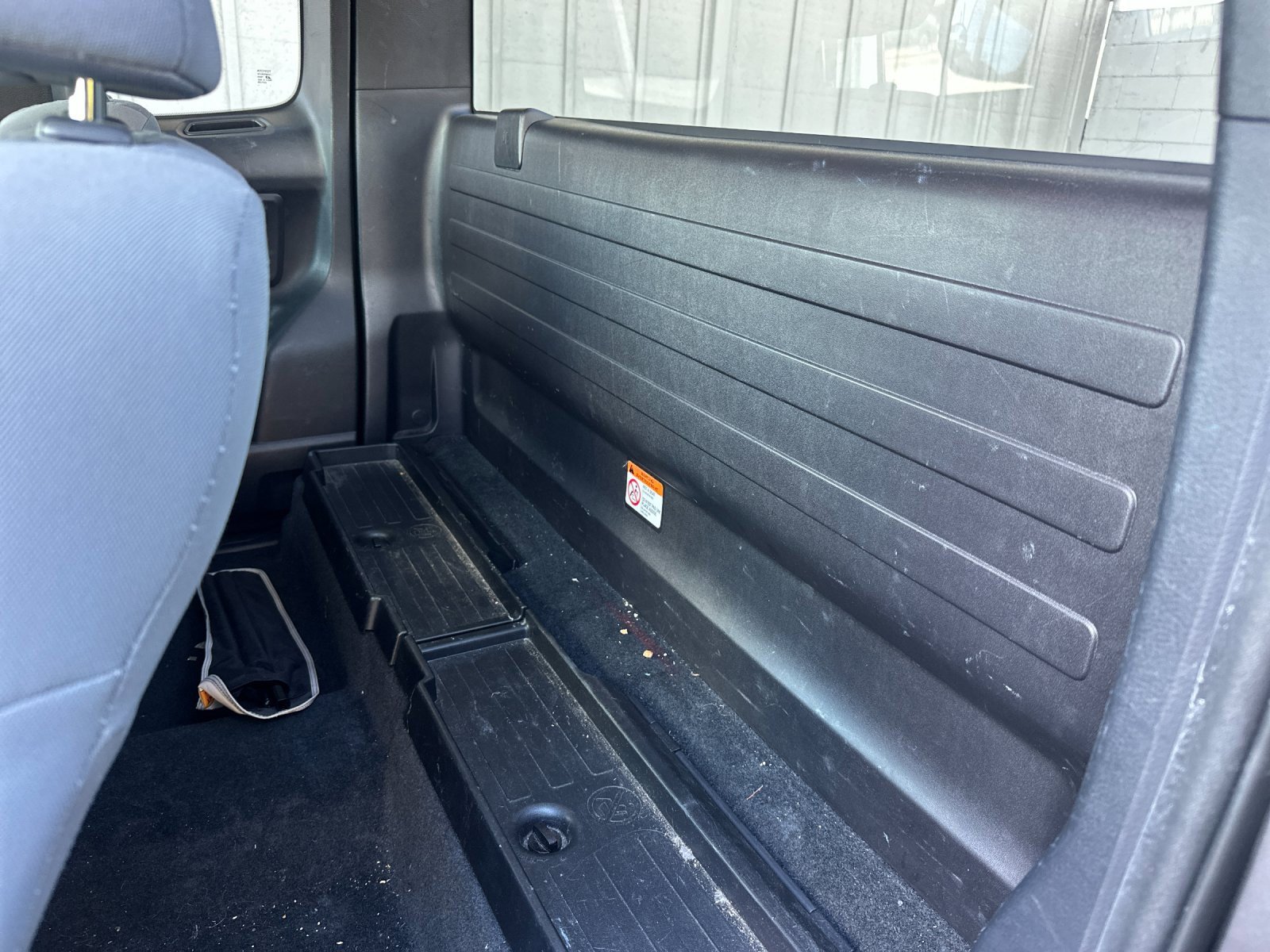 Used 2019 Toyota Tacoma SR image 11