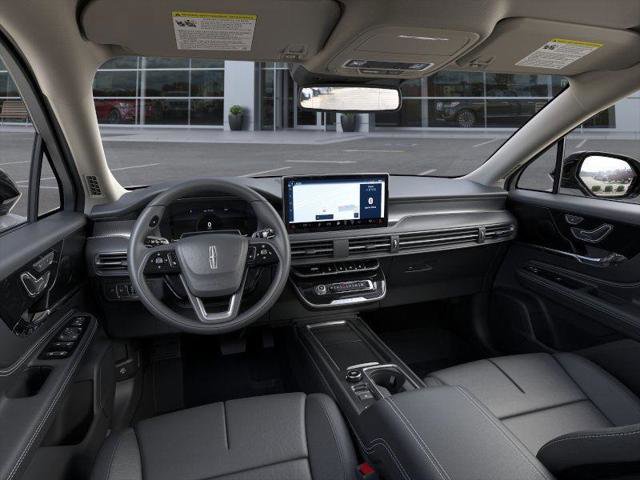 New 2025 Lincoln Corsair AWD image 9