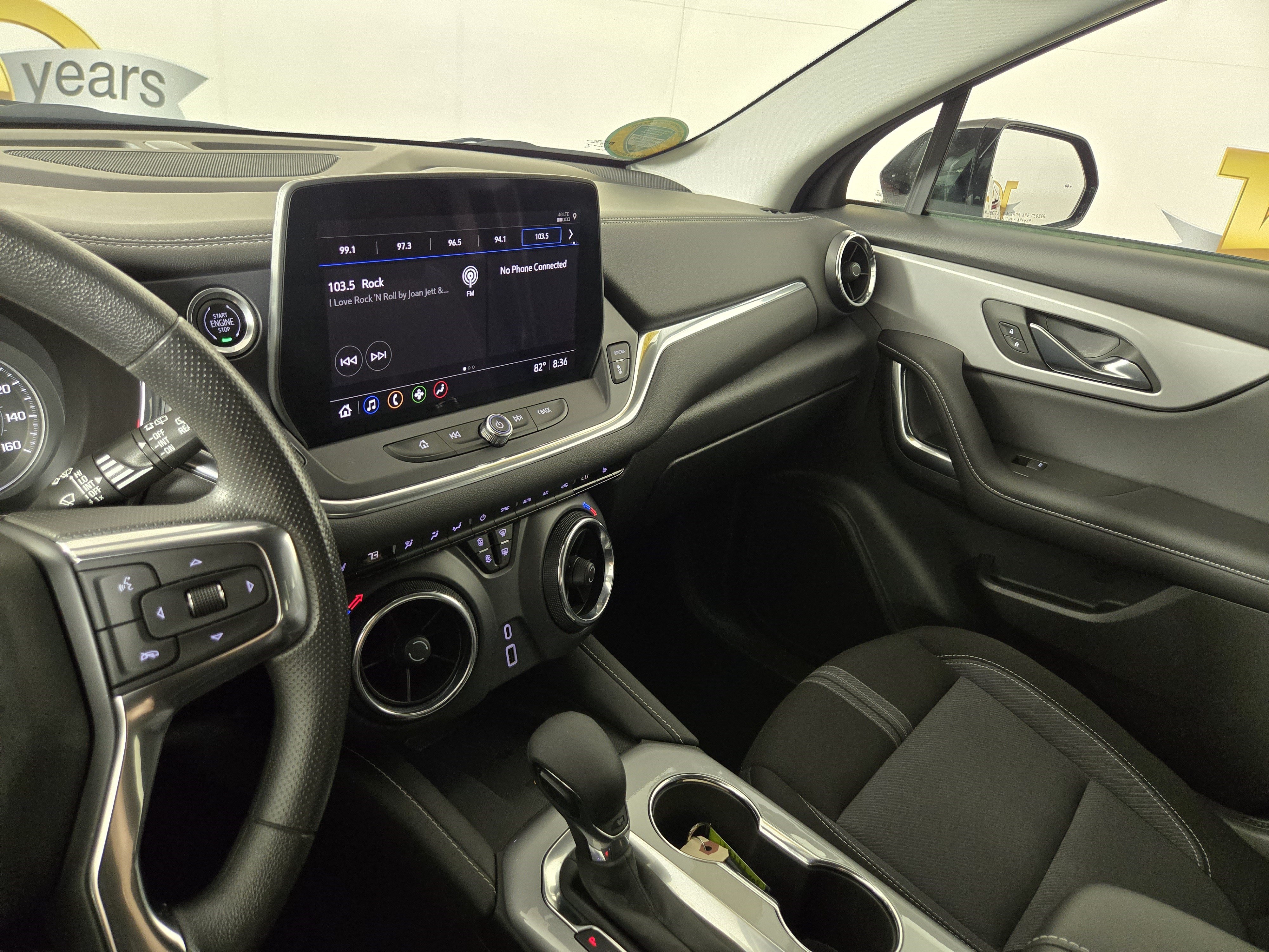 Used 2023 Chevrolet Blazer LT w/ Convenience Package FWD image 23