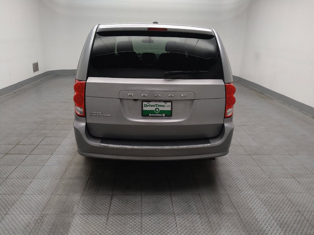 Used 2020 Dodge Grand Caravan SE FWD image 6
