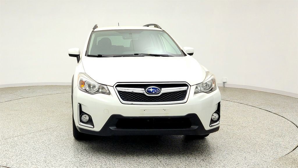 Used 2017 Subaru Crosstrek 2.0i Premium AWD/4WD image 2