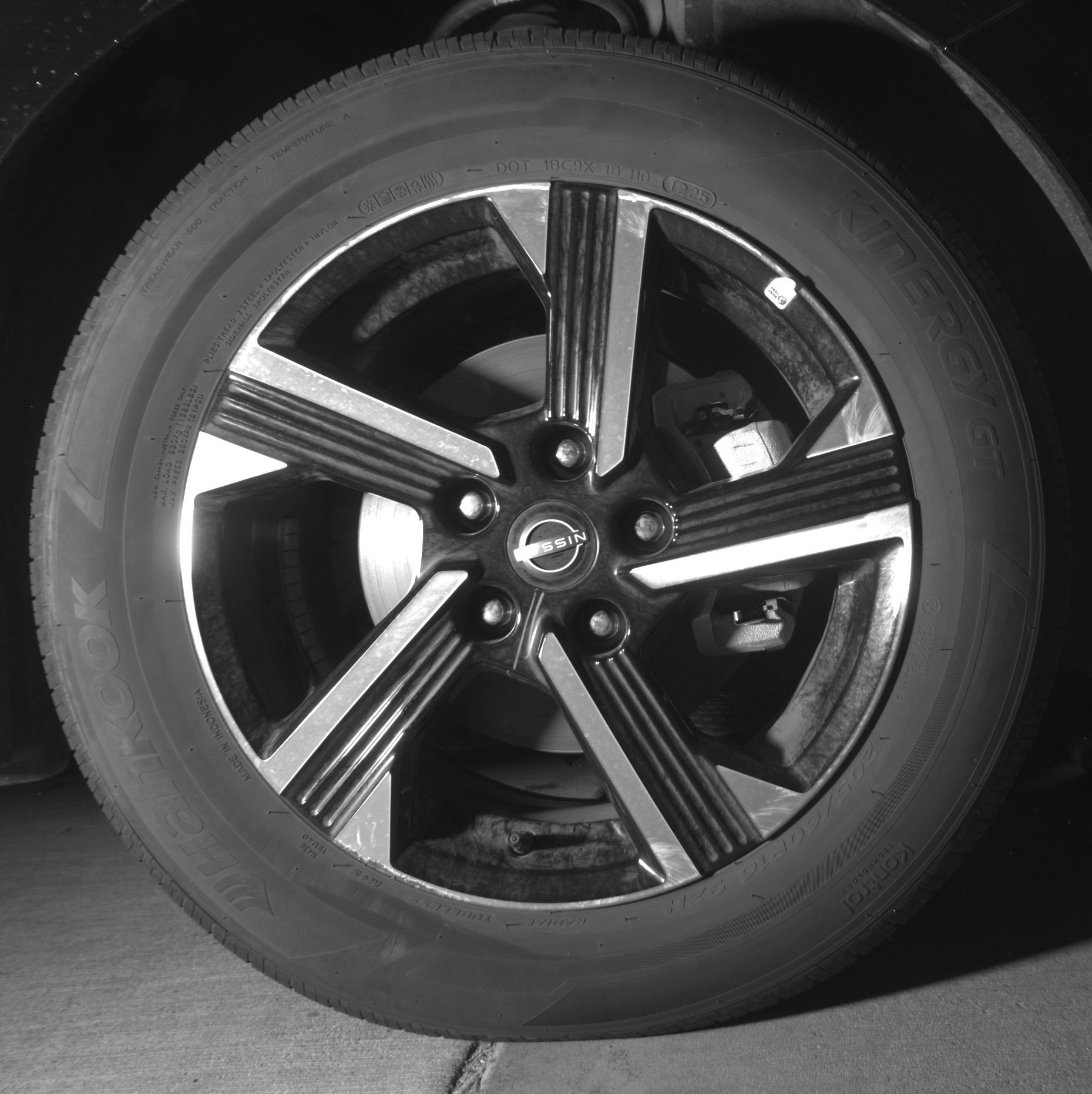 Used 2025 Nissan Sentra SV FWD image 13