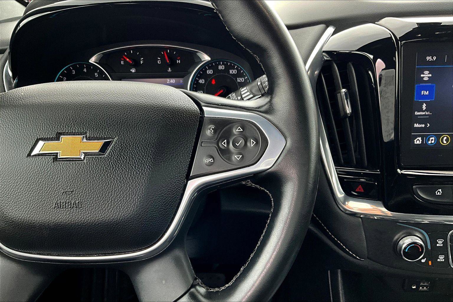 Used 2023 Chevrolet Traverse LT w/ LT Premium Package image 19