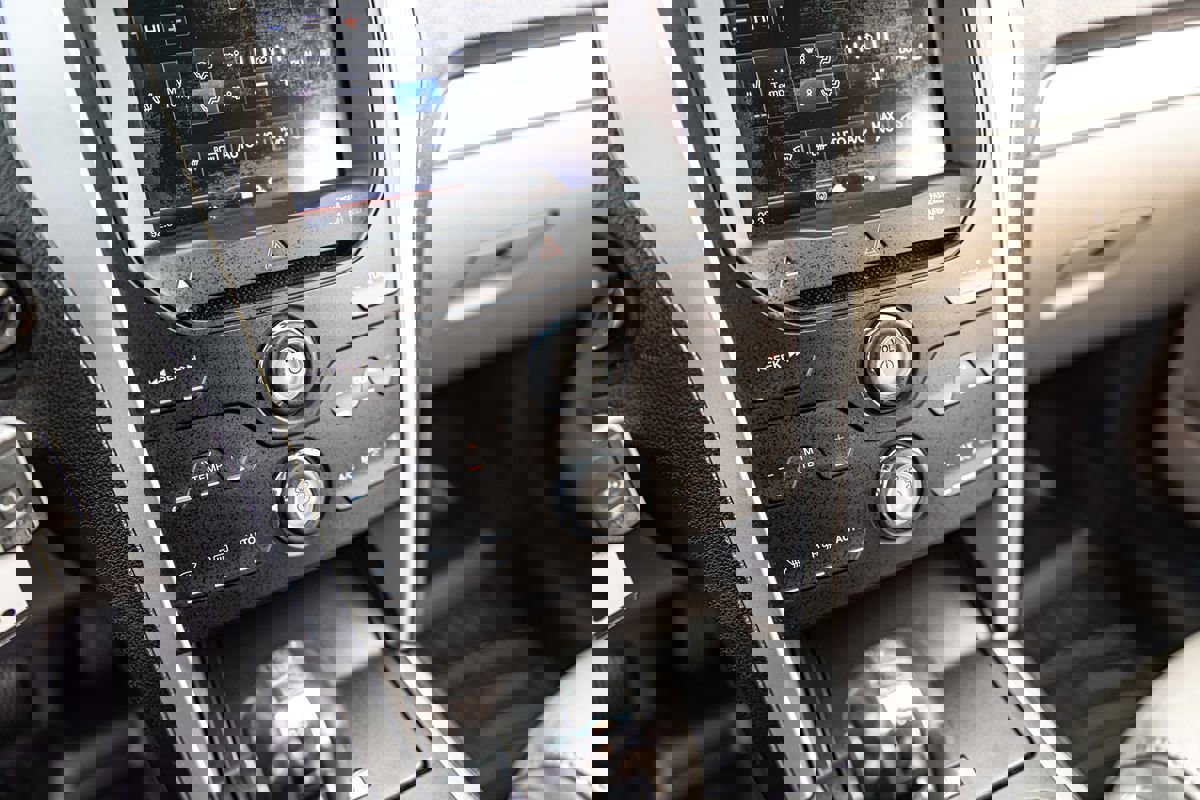 Used 2011 Ford Explorer XLT w/ 202A Rapid Spec Order Code image 28