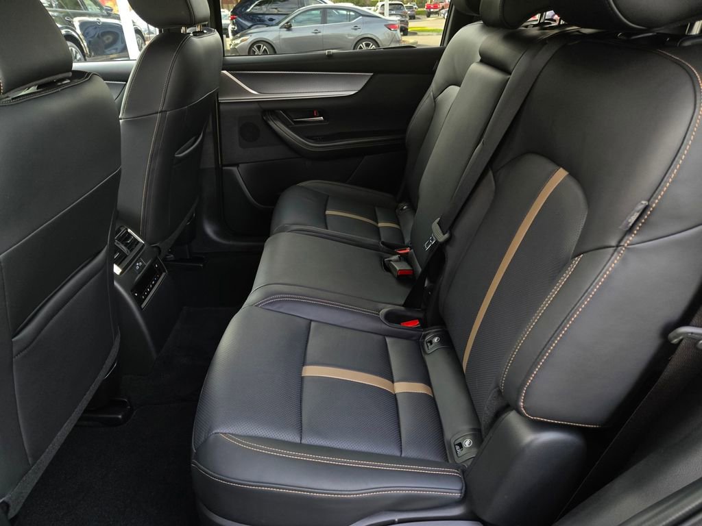 Certified 2025 MAZDA CX-70 Plug-In Hybrid w/ Premium Plus AWD/4WD image 14