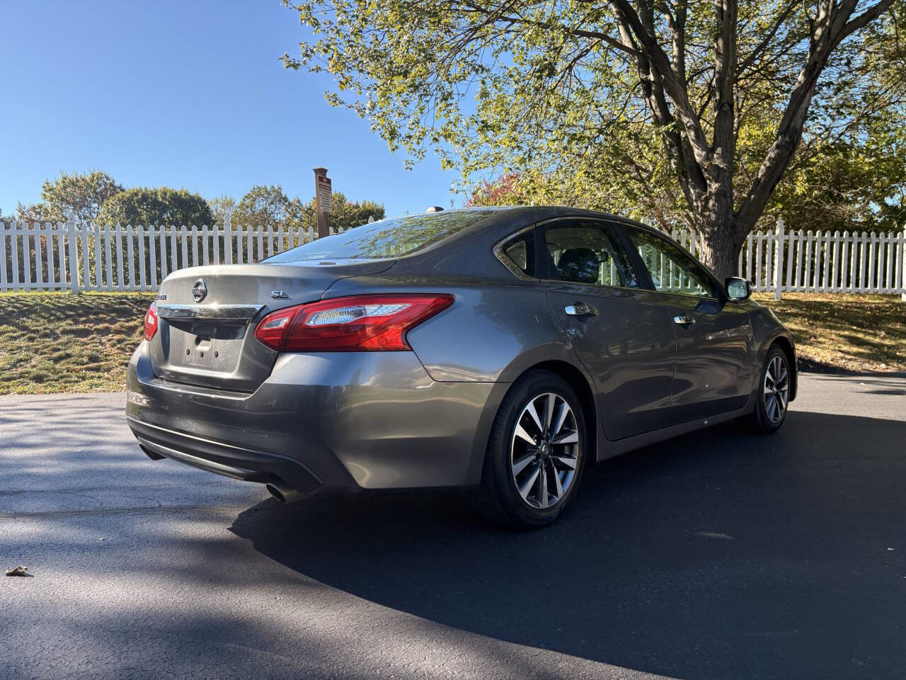 Used 2017 Nissan Altima 2.5 SL image 7