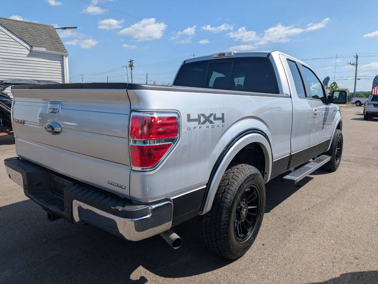 Used 2011 Ford F150 Lariat w/ Lariat Plus Pkg AWD/4WD image 8