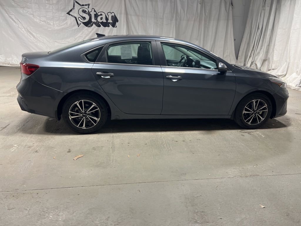 Used 2023 Kia Forte LXS image 8
