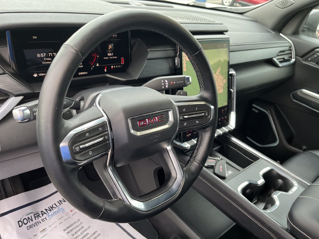 Used 2026 GMC Acadia Elevation w/ Elevation Premium Package FWD image 14