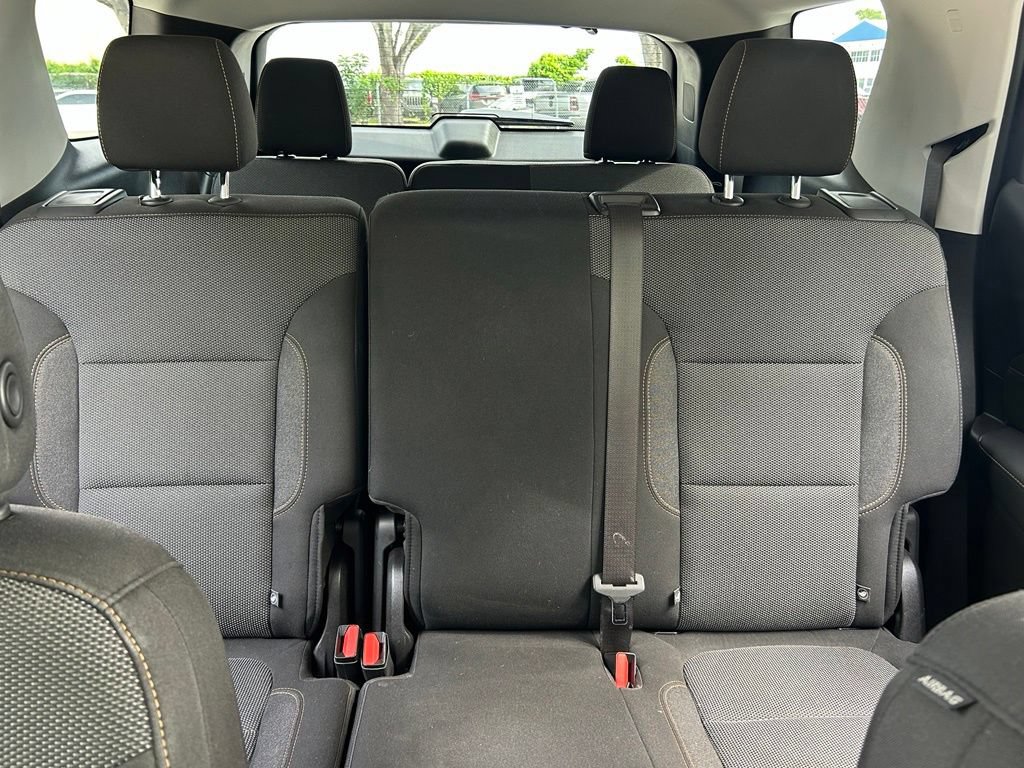 Used 2021 Chevrolet Traverse LS FWD image 14
