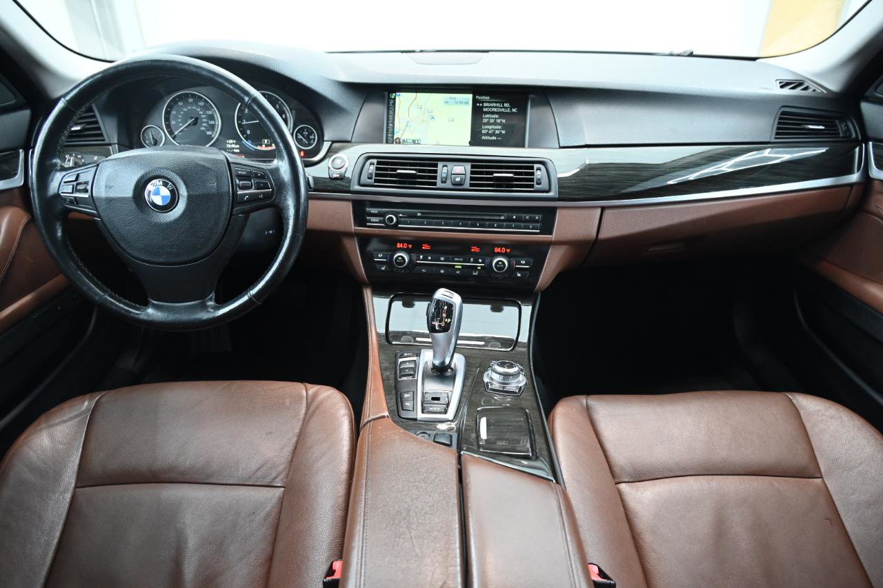 Used 2013 BMW 528i xDrive Sedan AWD/4WD image 21