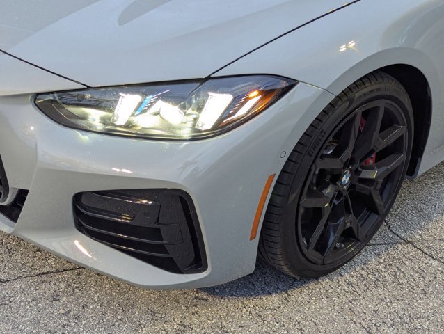 Used 2026 BMW M440i Convertible RWD image 10