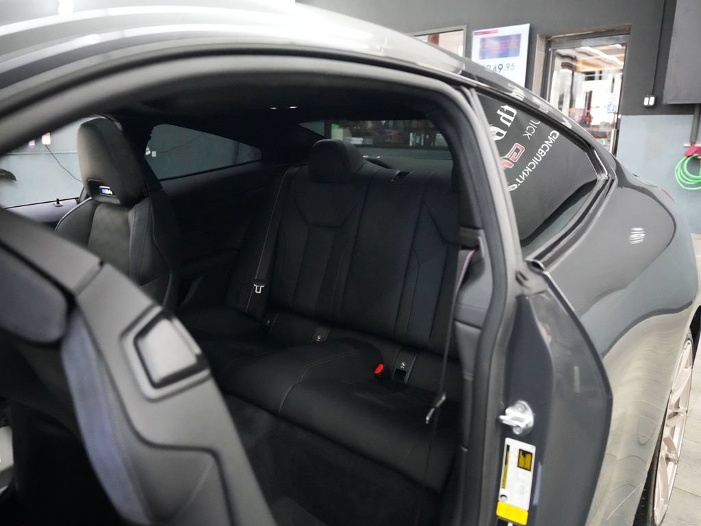 Used 2022 BMW M4 Competition w/ Executive Package RWD image 32