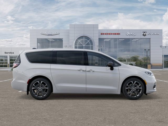 New 2026 Chrysler Pacifica Select image 21