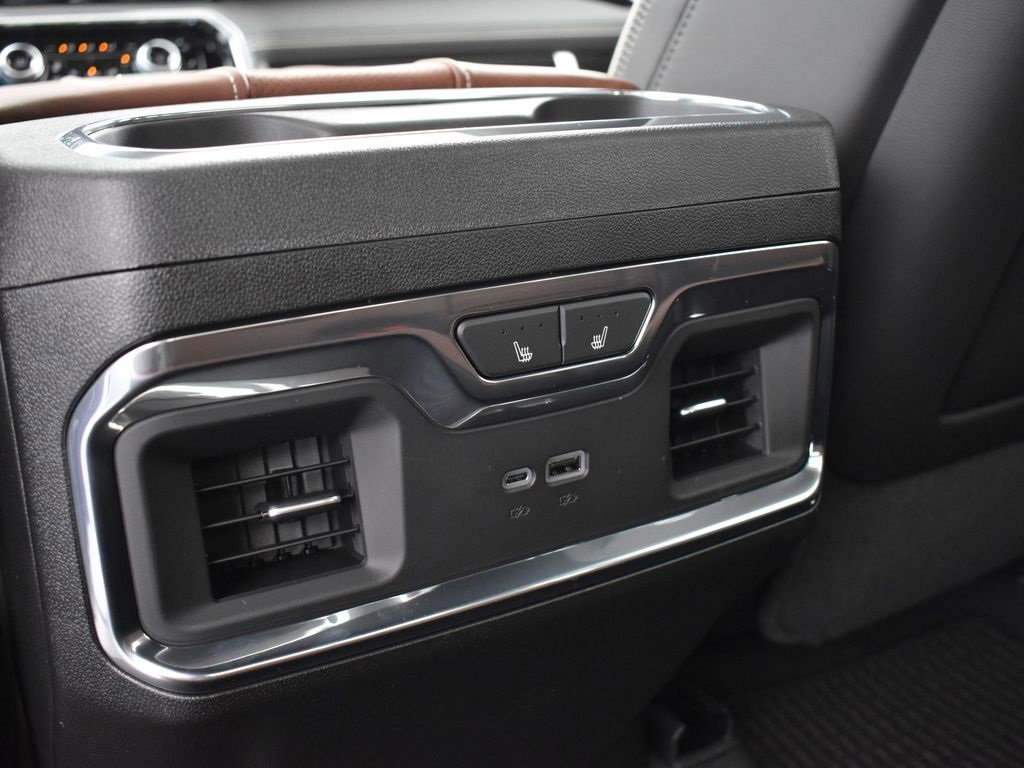 Used 2025 GMC Sierra 3500 Denali Ultimate w/ Snow Plow Prep/Camper Package image 14