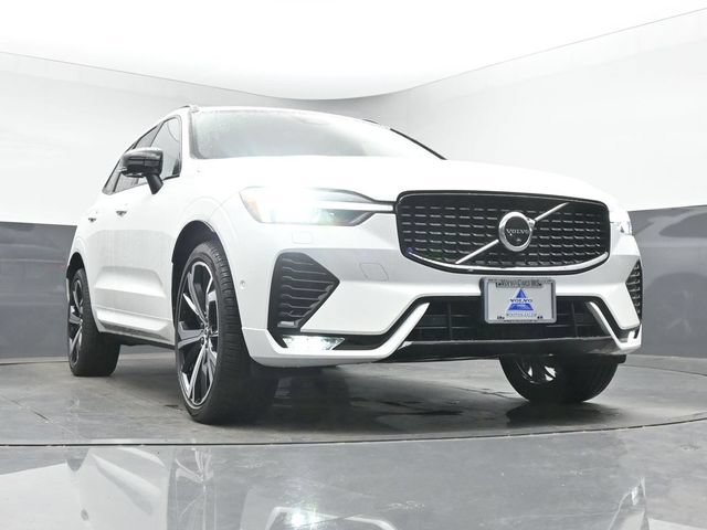 Used 2023 Volvo XC60 B5 Ultimate AWD/4WD image 11