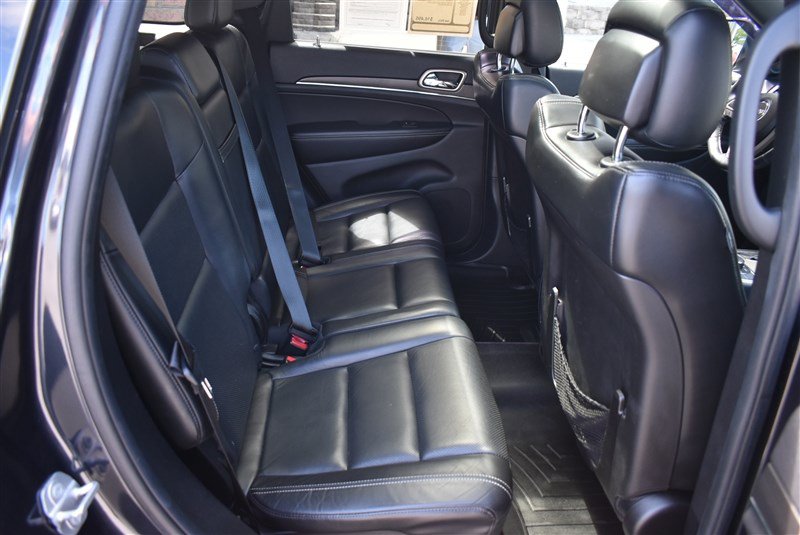 Used 2016 Jeep Grand Cherokee Limited w/ Luxury Group II AWD/4WD image 29