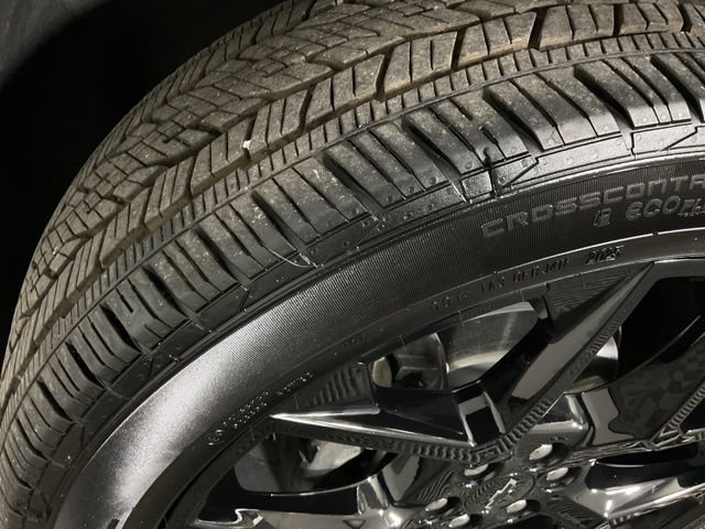Used 2026 Chevrolet Traverse RS w/ LPO, Floor Liner Package FWD image 38
