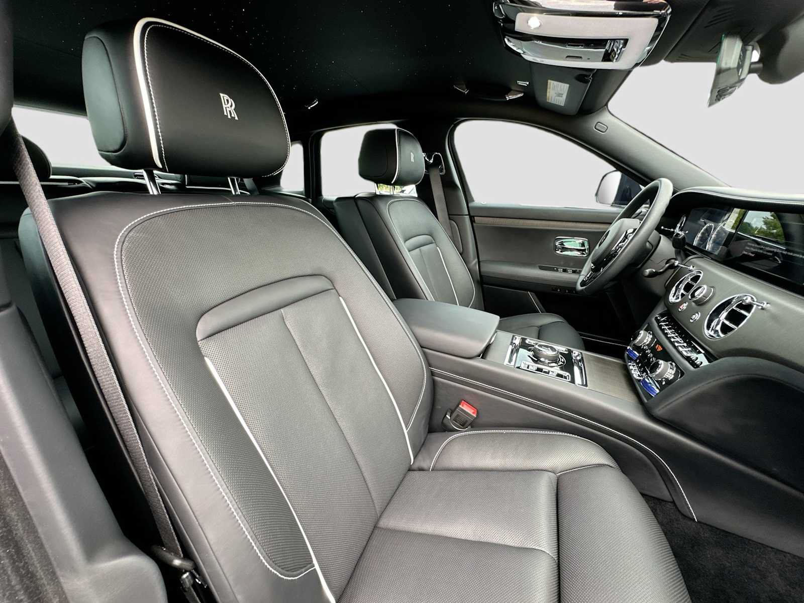 Used 2022 Rolls-Royce Ghost AWD/4WD image 29