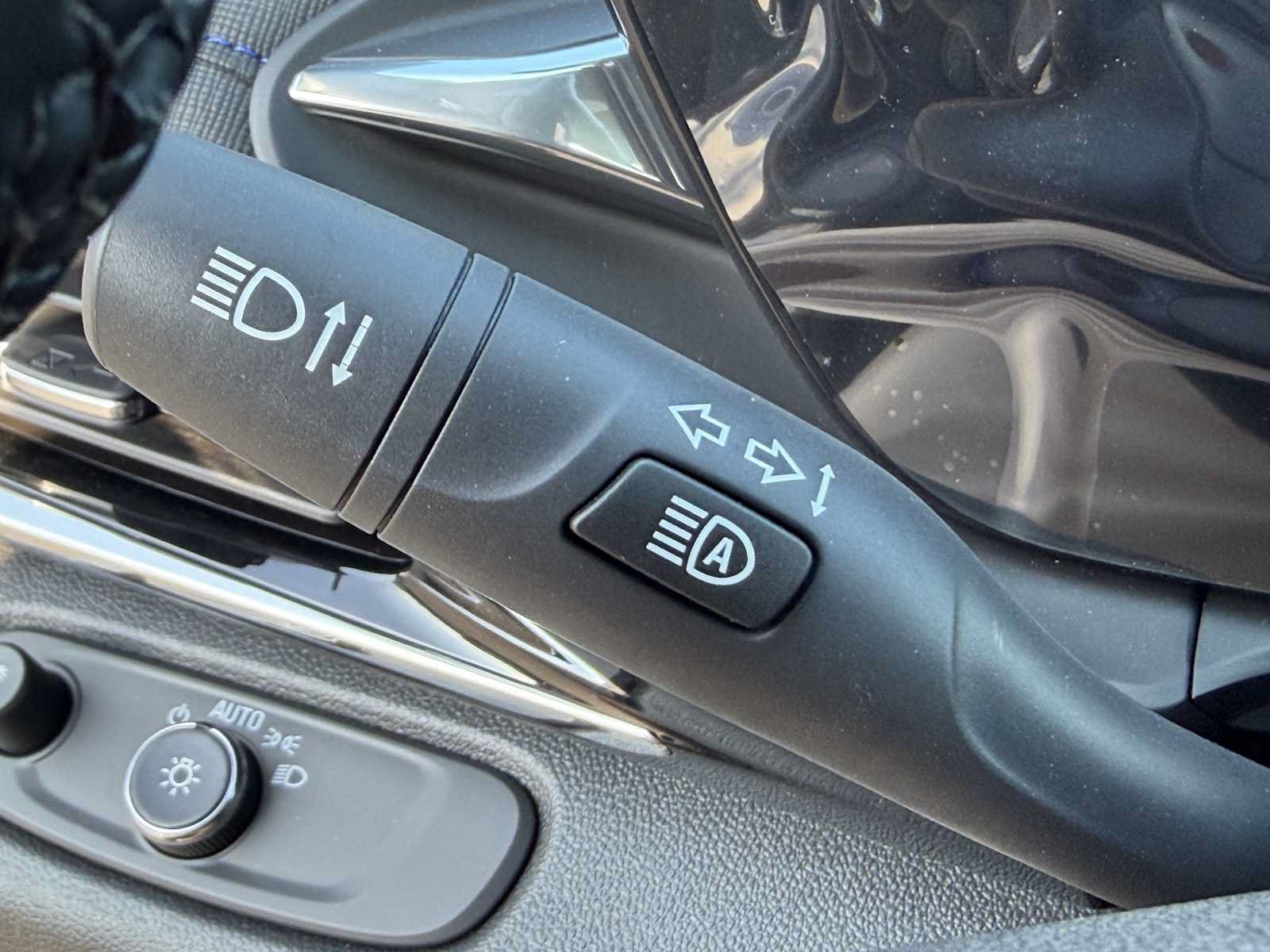 New 2026 Buick Envista Sport Touring w/ Convenience I Package FWD image 16