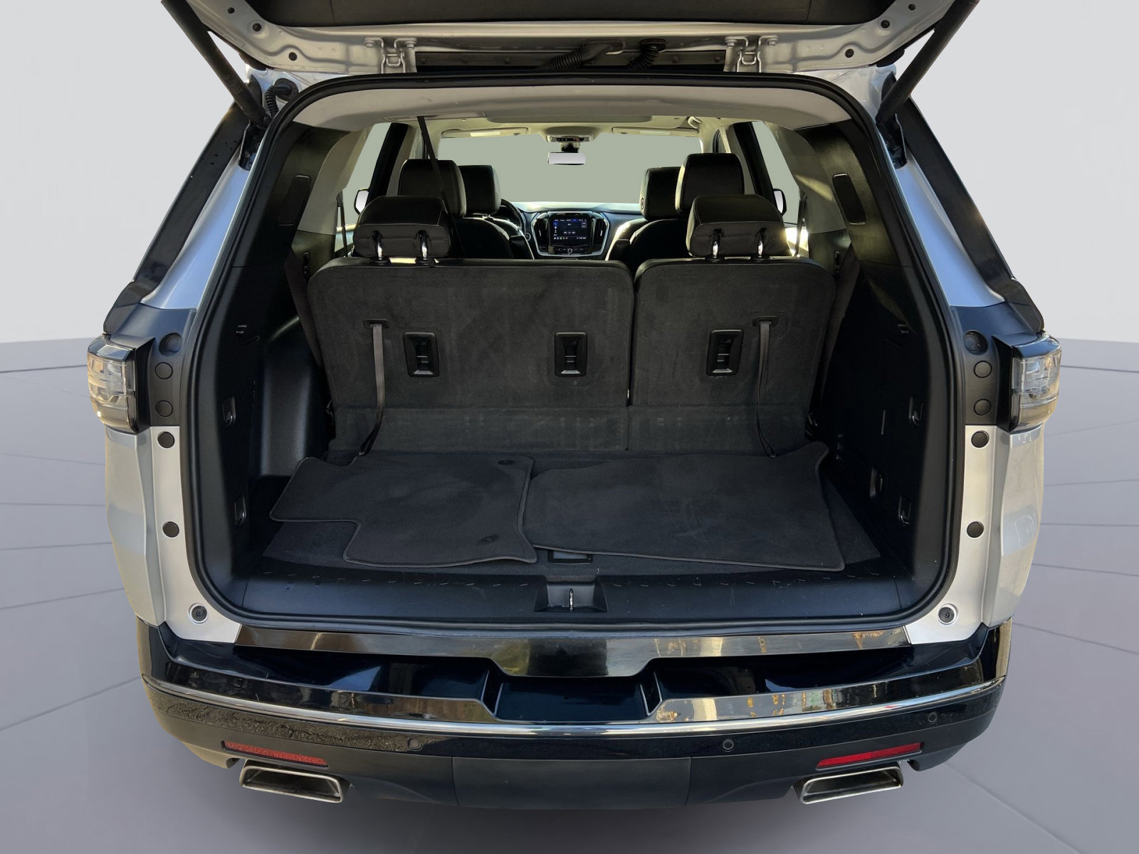 Used 2021 Chevrolet Traverse Premier w/ Redline Edition image 27