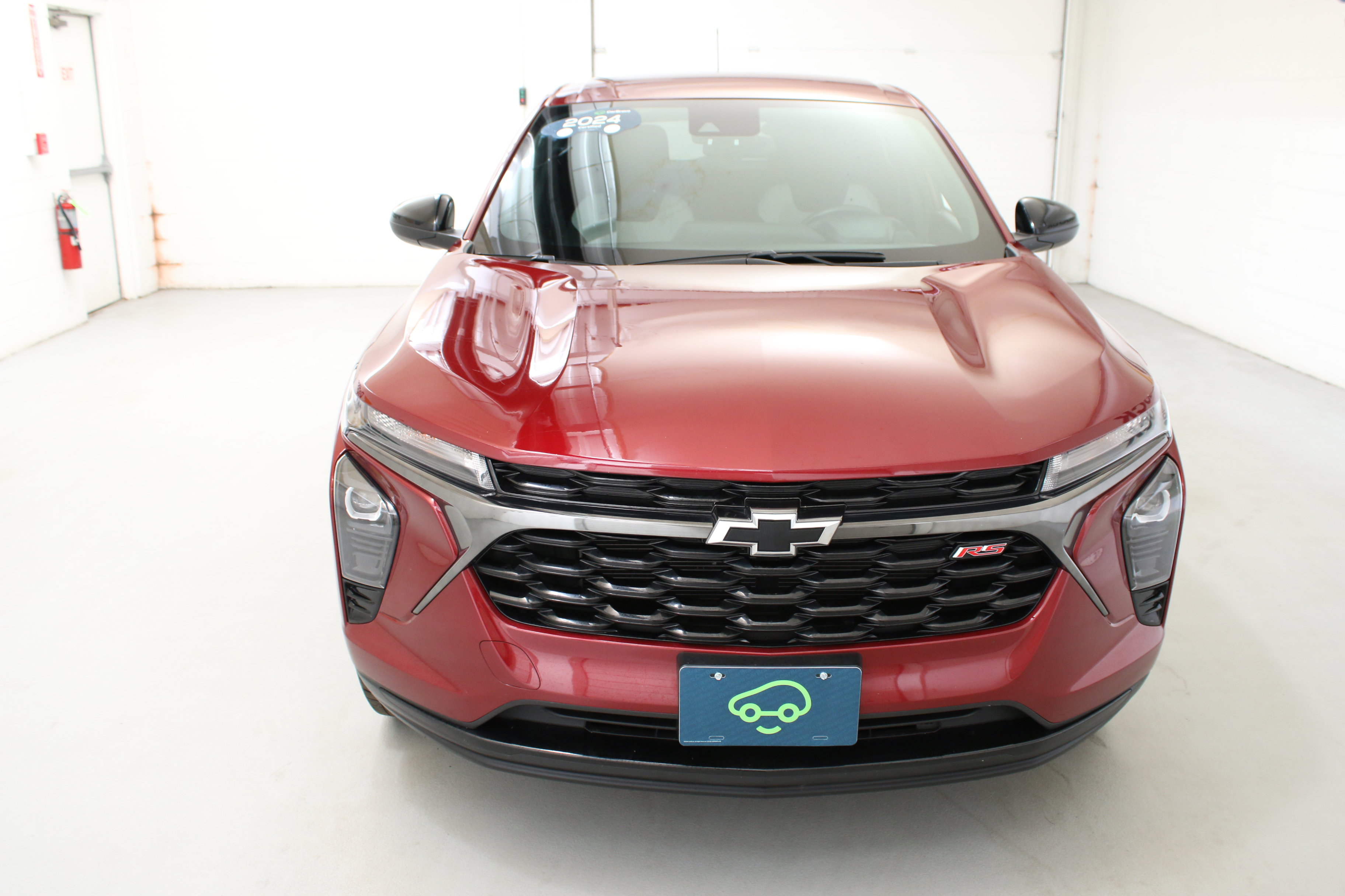 Certified 2024 Chevrolet Trax RS w/ Driver Confidence Package FWD image 2