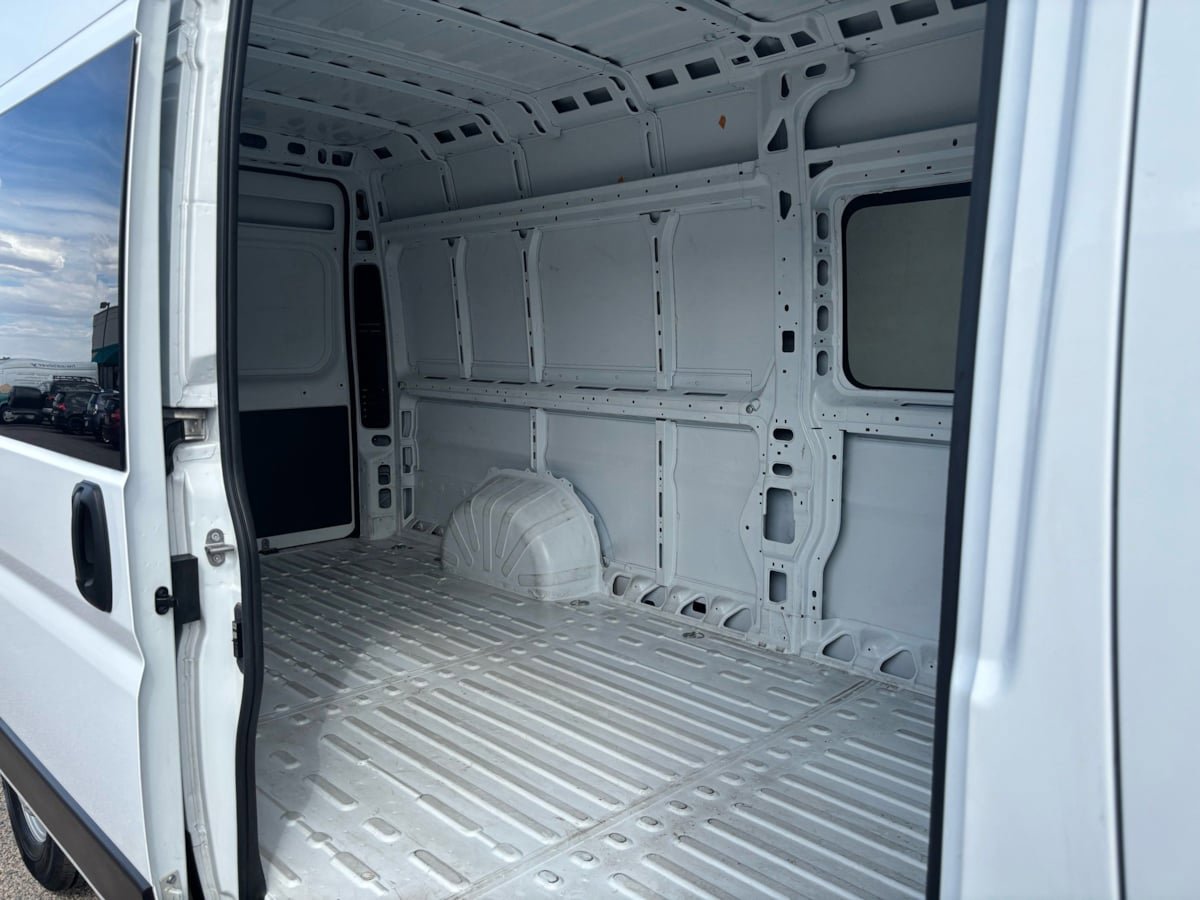 Used 2023 RAM ProMaster 3500 image 13