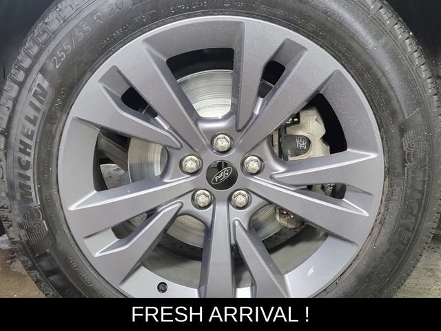Certified 2023 Ford Explorer XLT w/ Equipment Group 202A AWD/4WD image 10