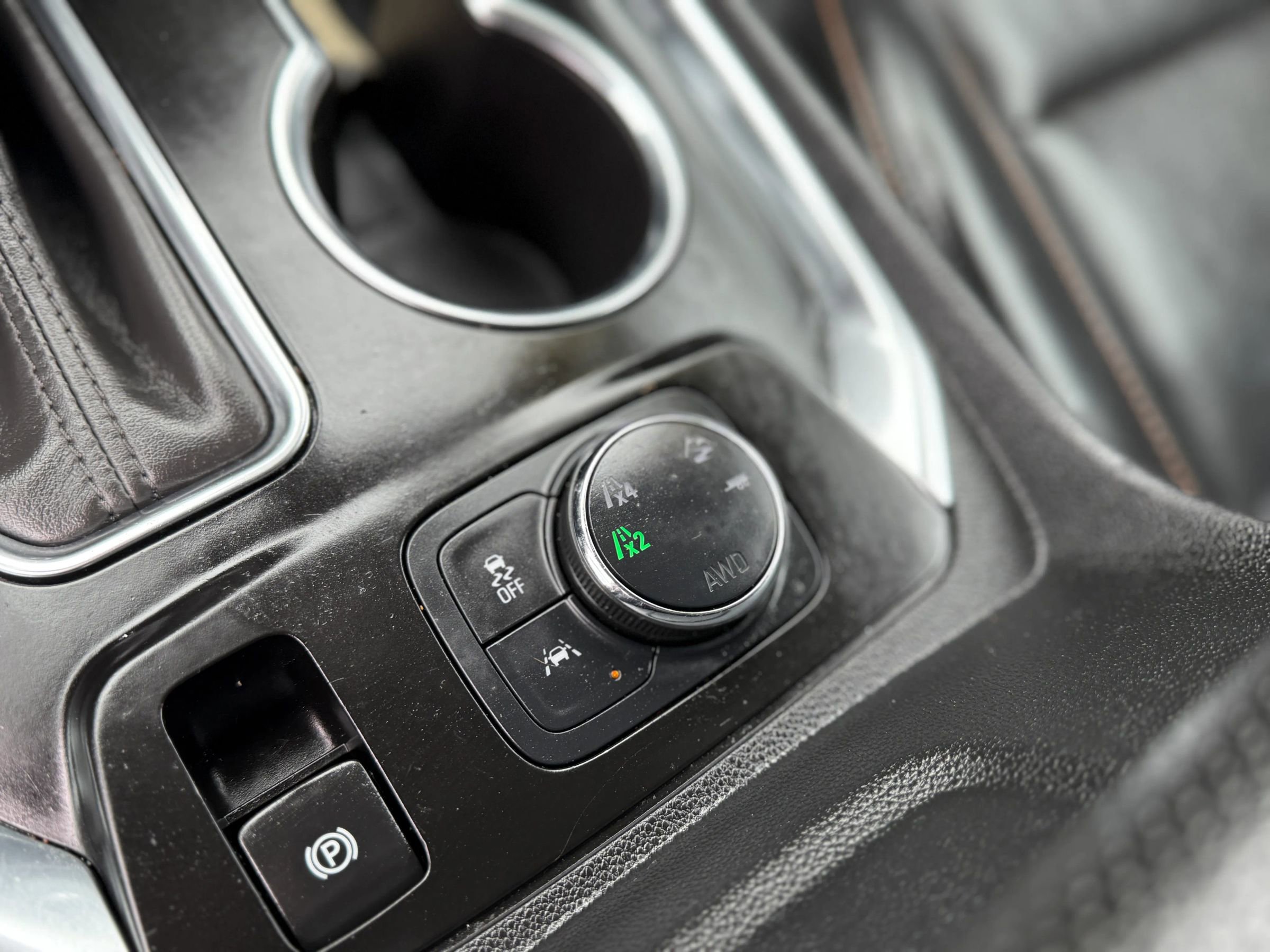 Used 2020 Chevrolet Traverse Premier image 31