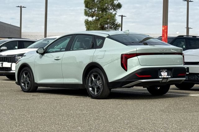 Certified 2025 Kia K4 FWD image 8