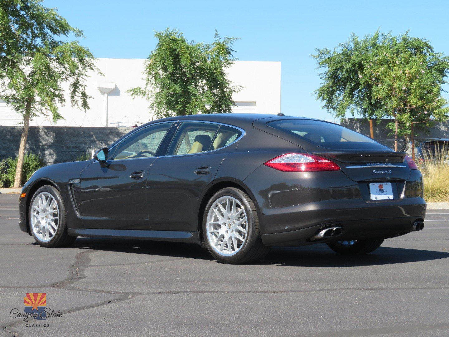 Used 2010 Porsche Panamera S RWD image 12