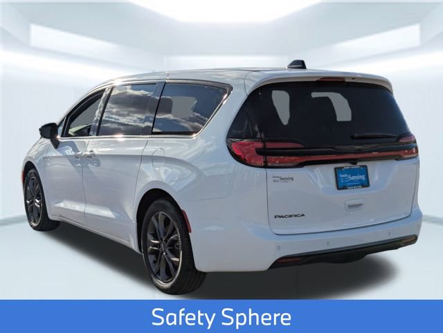 New 2026 Chrysler Pacifica Select image 4