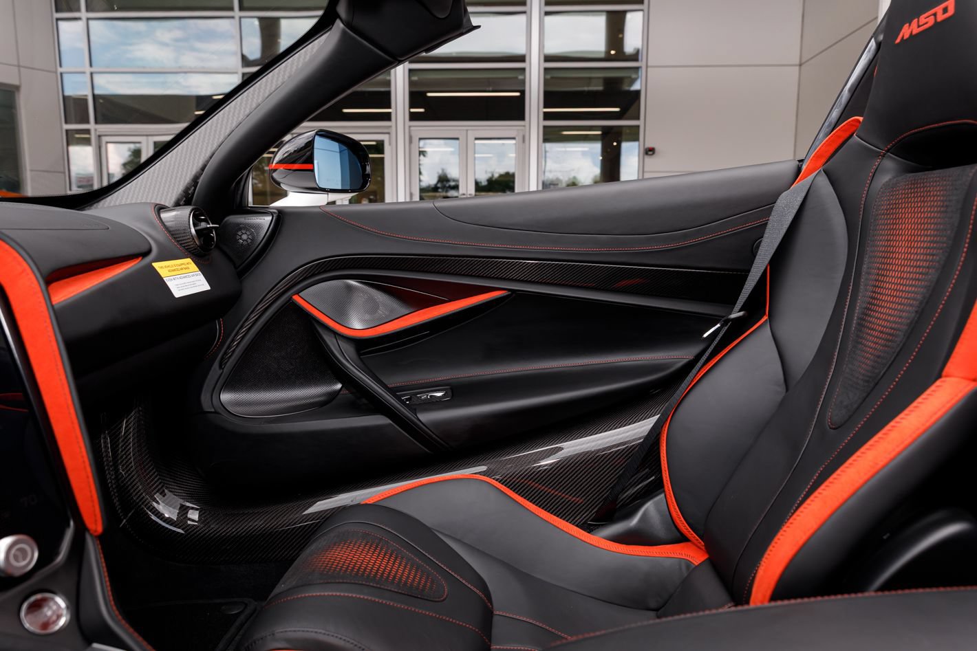 Used 2024 McLaren 750S Spider RWD image 50
