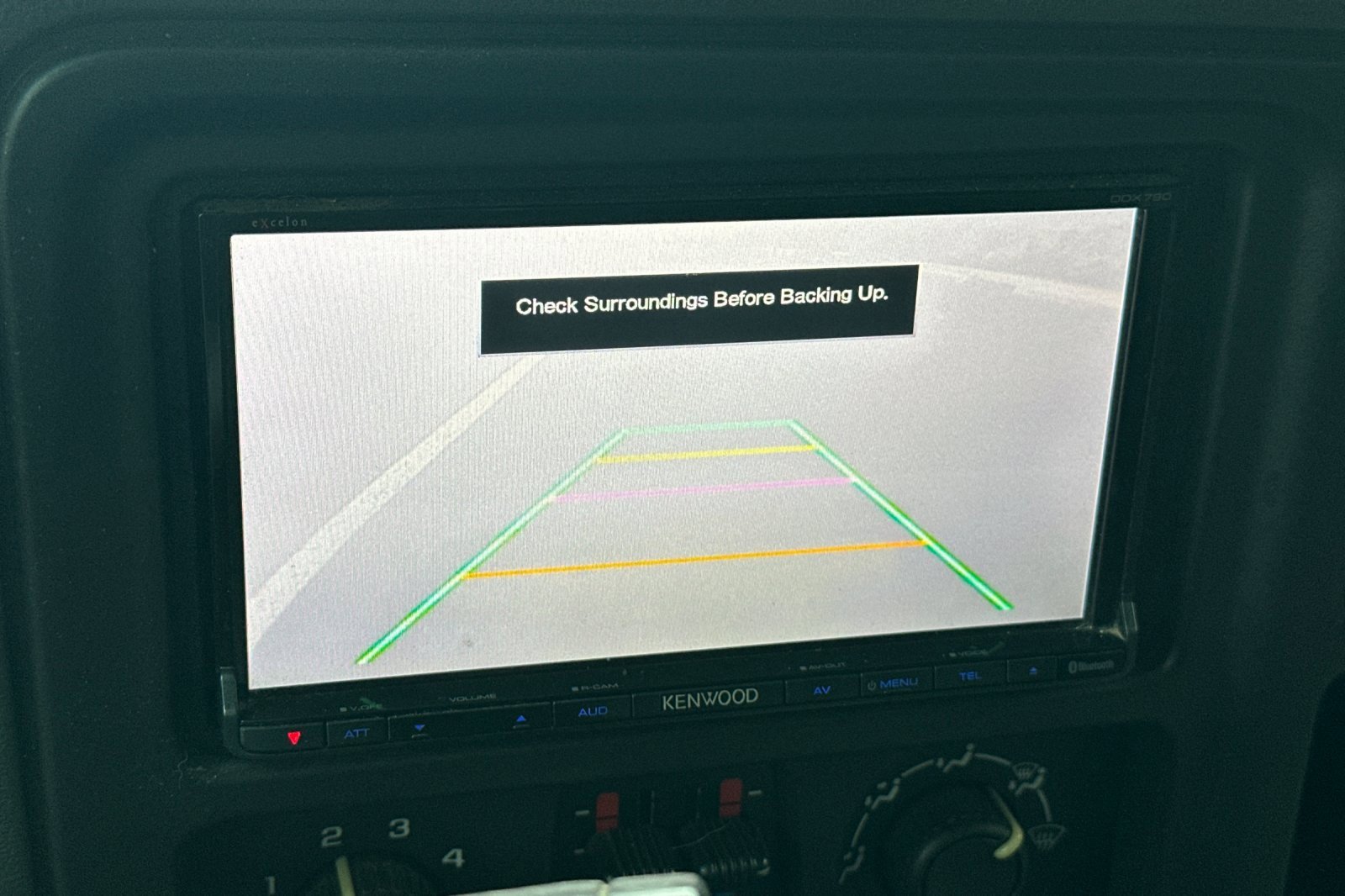 Used 2006 Chevrolet Silverado 2500 LT w/ Heavy-Duty Power Package image 18