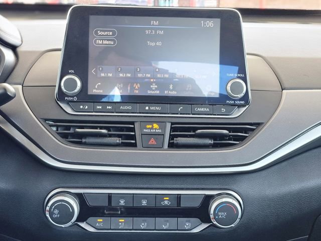 Certified 2024 Nissan Altima 2.5 SR image 21