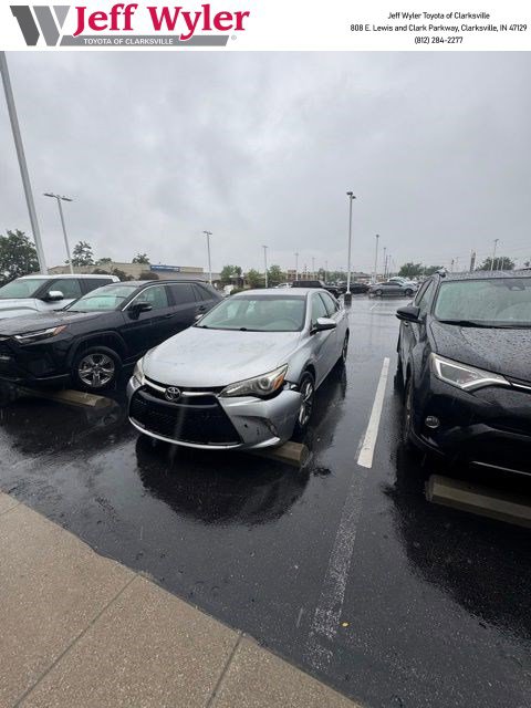 Used 2016 Toyota Camry SE