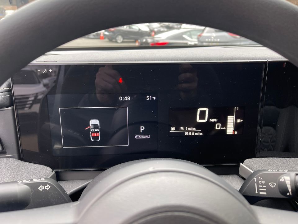 New 2025 Nissan Kicks SV w/ Illumination Package image 18