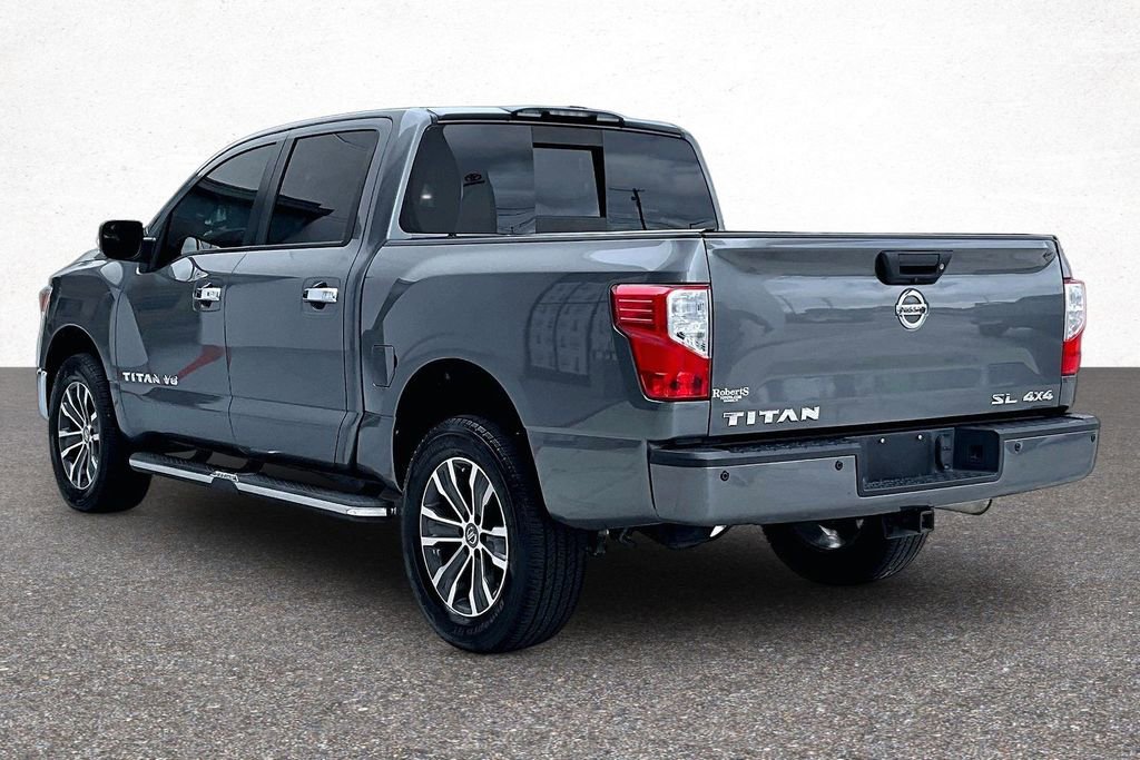 Used 2018 Nissan Titan SL AWD/4WD image 5