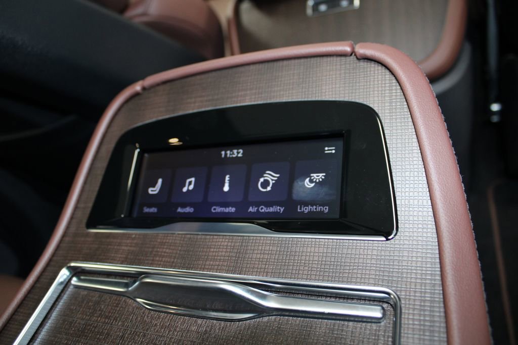 New 2025 Lincoln Navigator Reserve image 38