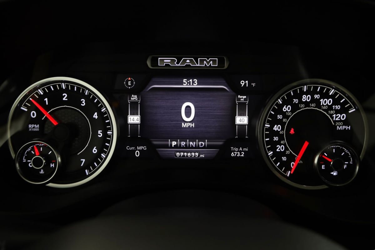 Used 2020 RAM 1500 Laramie AWD/4WD image 21