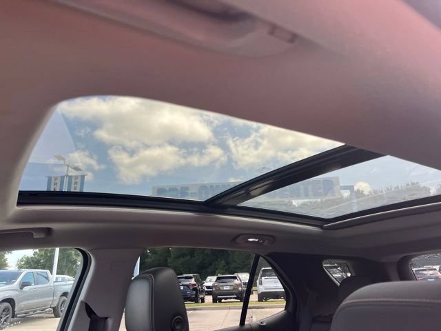 Used 2018 Chevrolet Equinox Premier FWD image 27