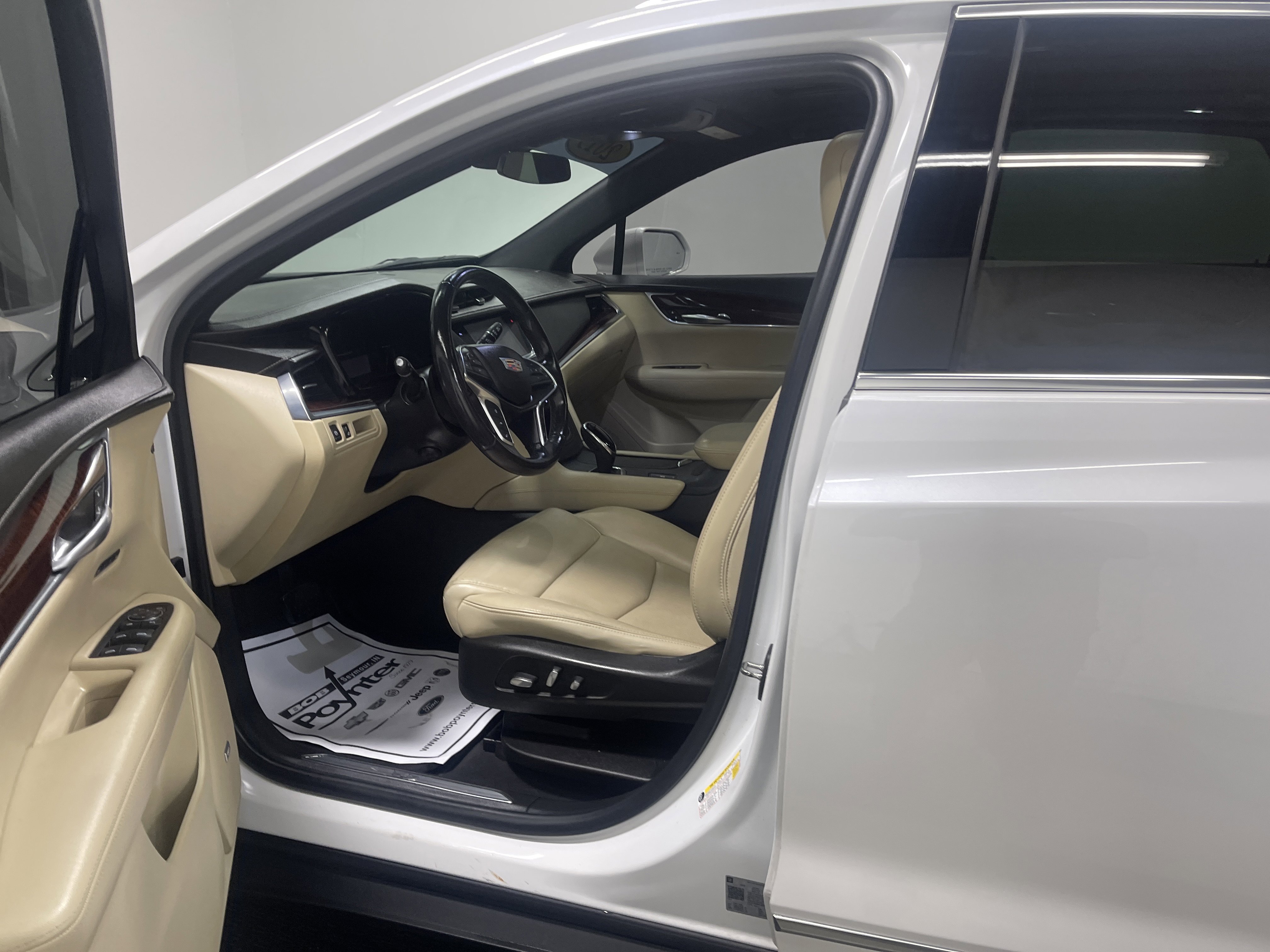 Used 2019 Cadillac XT5 Luxury image 9