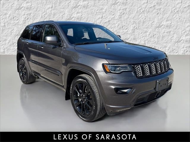 Used 2021 Jeep Grand Cherokee Laredo X image 1