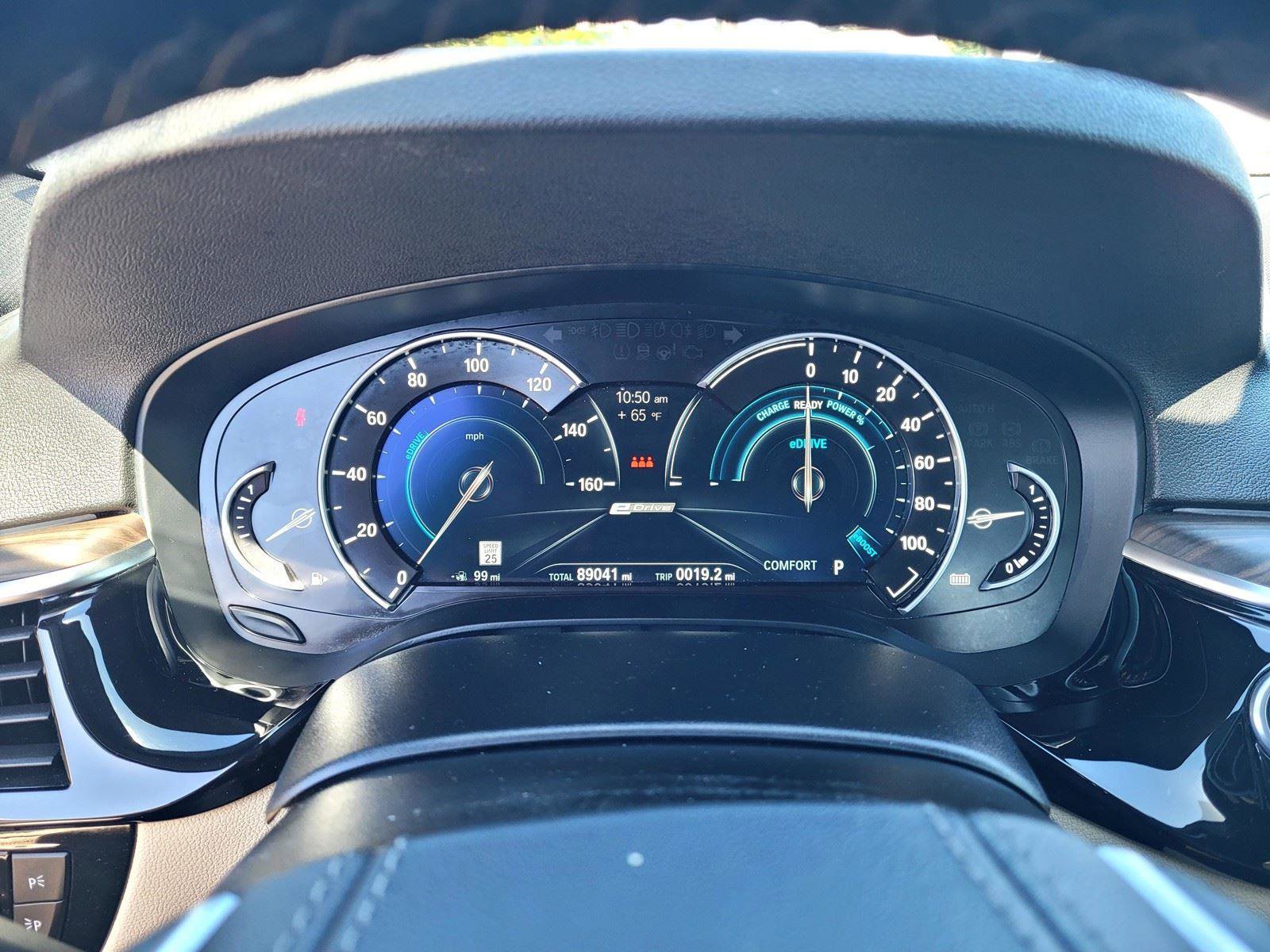 Used 2018 BMW 530e RWD image 31